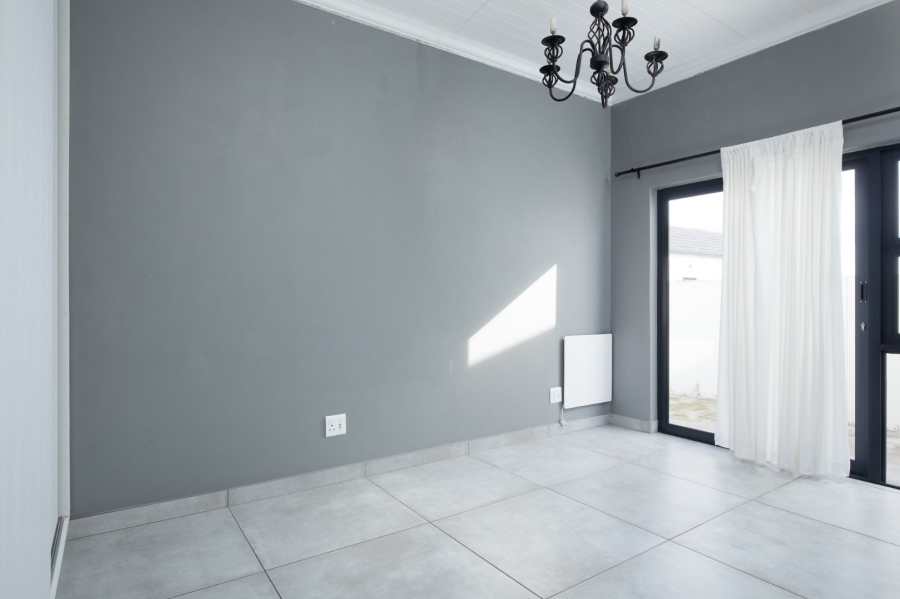 3 Bedroom Property for Sale in Laaiplek Western Cape